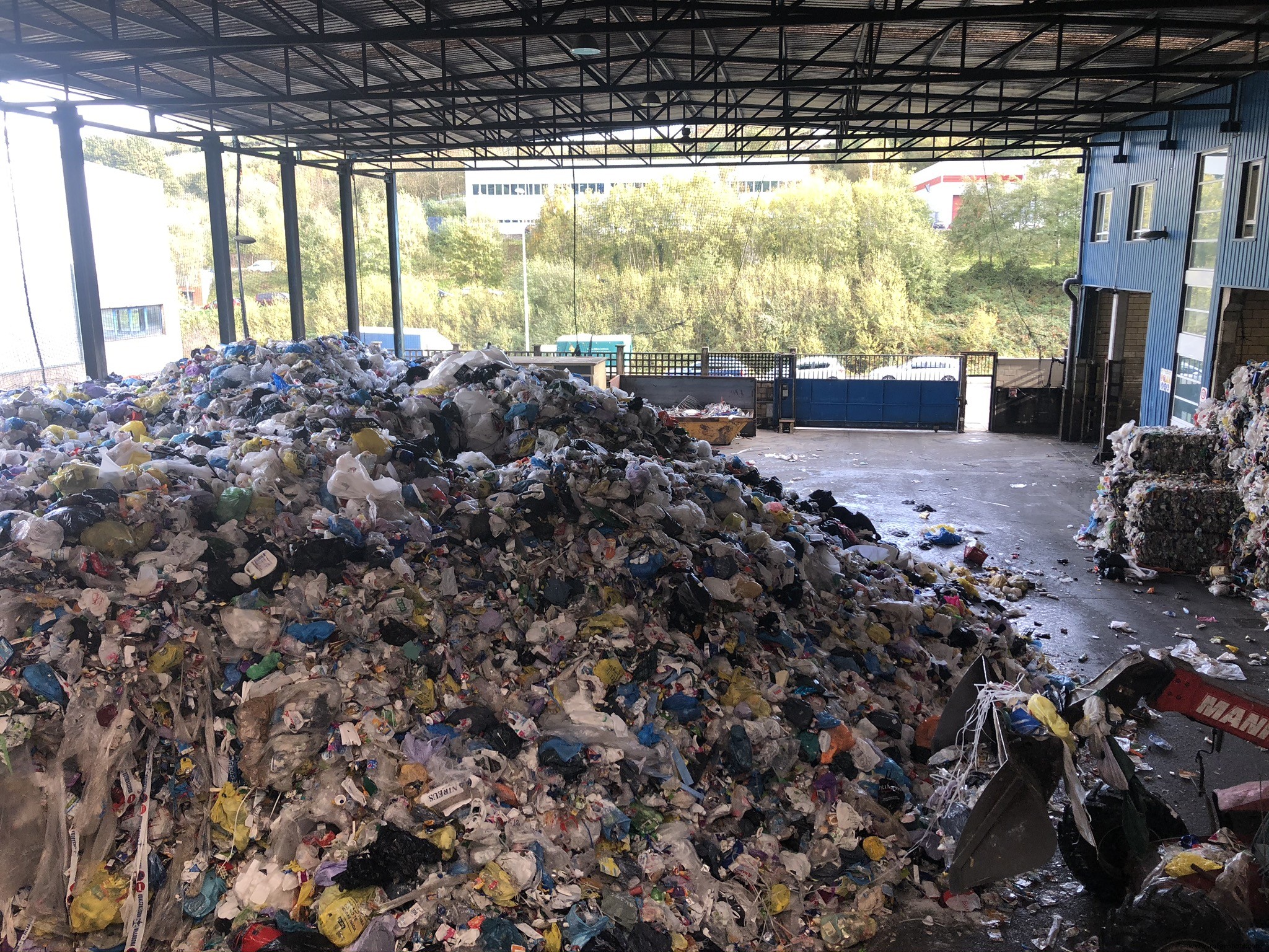 Boosting Recycling Efficiency: Advanced Packaging Selection Techniques