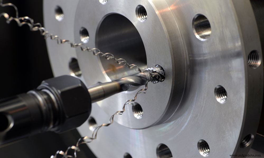 Thread Milling vs. Tapping: Expert Review of Pros, Cons & Performance