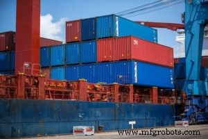 Shipping Heavy Machinery Internationally: Tips for a Smooth Process