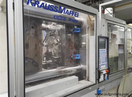 Top 5 Plastic & Rubber Injection Moulding Machines – November 2018 Selection