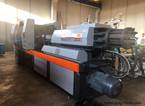 Top 5 Plastic & Rubber Injection Moulding Machines – November 2018 Selection