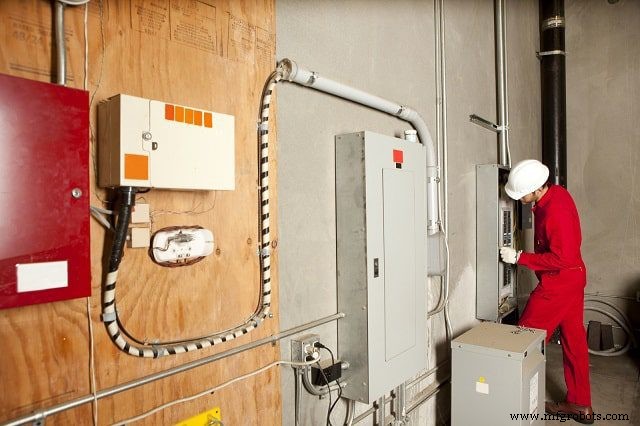 Predictive Maintenance Explained: Why It’s Essential for Modern Facilities