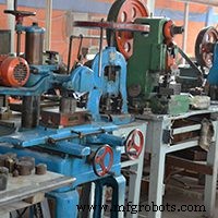 4 Key Industries That Should Leverage Asset Tracking for Efficiency