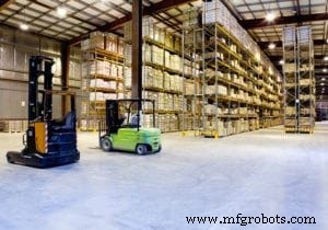 Mastering Warehouse Logistics: Challenges, Benefits, and Proven Best Practices