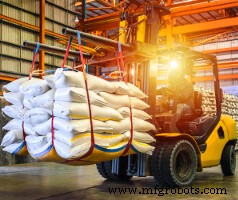 3 Key Benefits of Automating Material Handling for Modern Factories