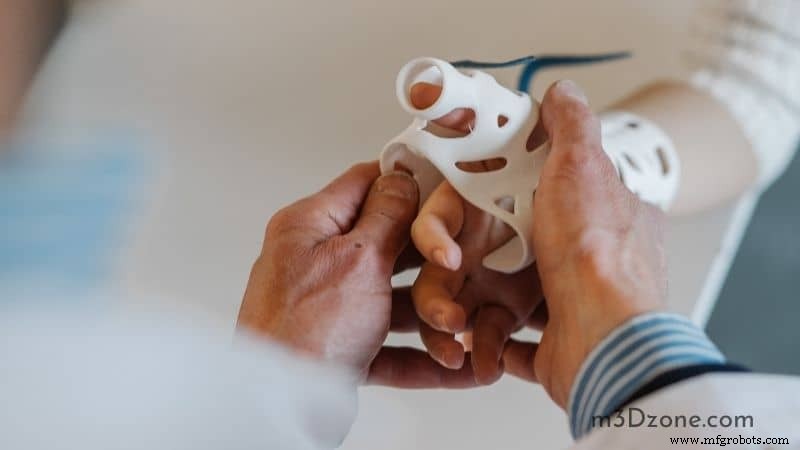 Resin 3D Printers Explained: UV Light‑Cured Technology for High‑Precision, Smooth Prints