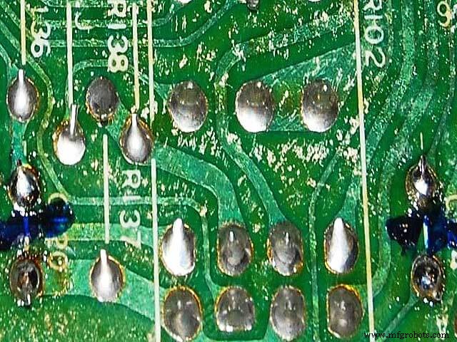 Clean PCBs: Expert Guide to Extending Lifespan and Reliability