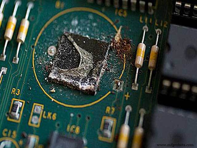 Clean PCBs: Expert Guide to Extending Lifespan and Reliability