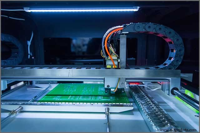 How to Choose a Reliable PCB Manufacturer: 6 Key Evaluation Factors