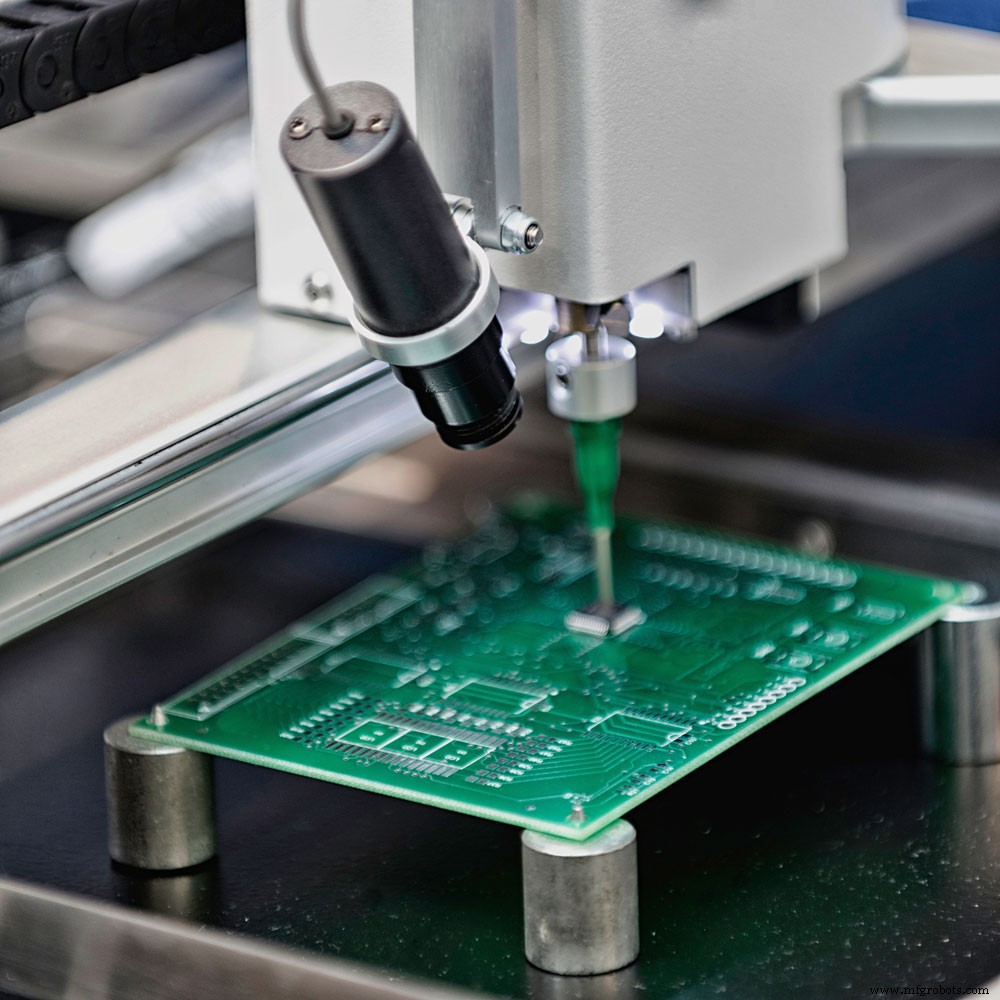 Presensitized PCBs: The Definitive Design & Manufacturing Guide