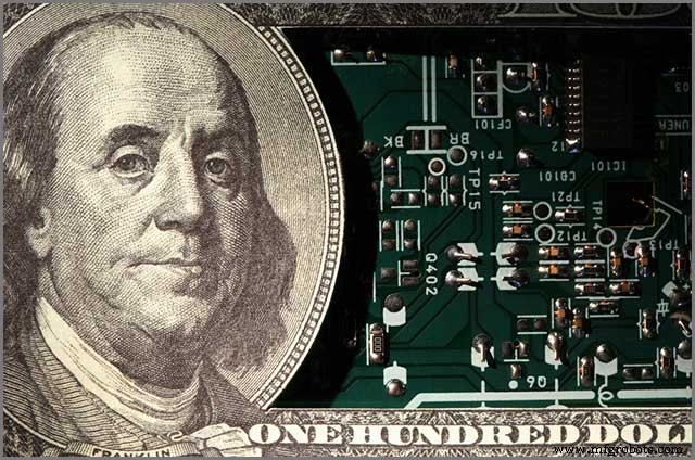 HDI vs. Standard PCB: How to Identify Which One Your Product Uses