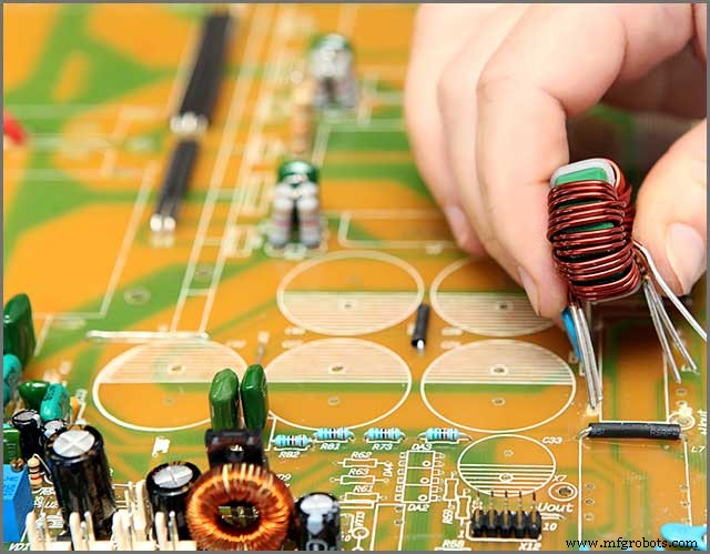Choosing the Right PCB Manufacturer: A Comprehensive Guide
