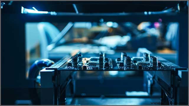 Choosing the Best Online PCB Manufacturer: A Guide to Top-Quality Service