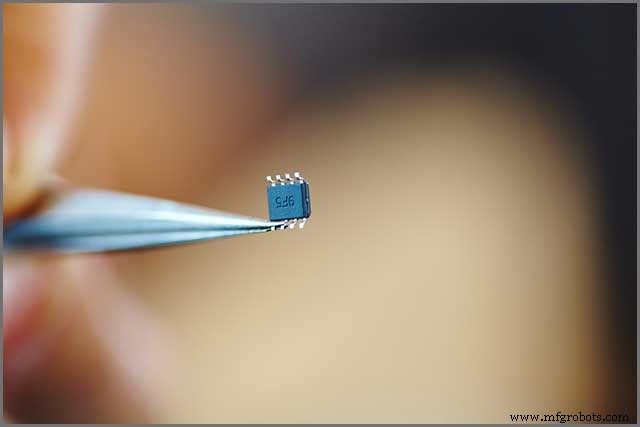 Rigid vs. Flexible PCBs: 10 Essential Comparison Points