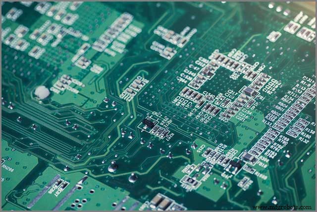 7 Key Factors for Determining Ideal PCB Conformal Coating Thickness