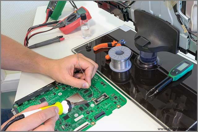 7 Ways Smart Lighting Drives Cost Savings in Industrial Settings