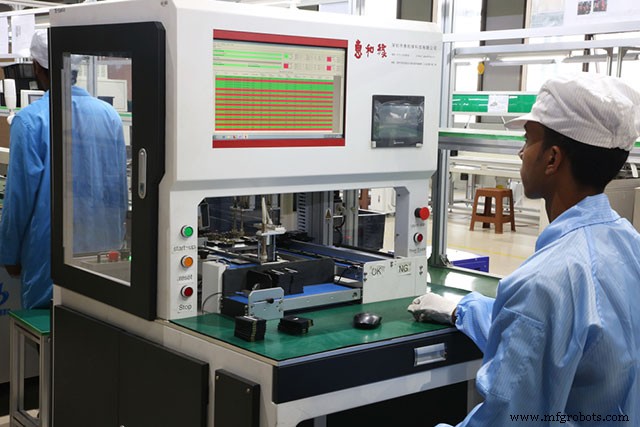 Choosing the Right Rigid-Flex PCB Manufacturer: A Comprehensive Guide