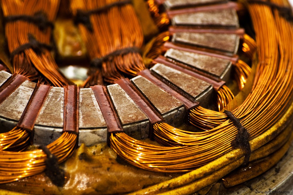 The Definitive Guide to Self‑Powered Generators for the Electronics Industry