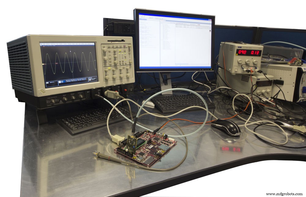 Analog vs. Digital Oscilloscope: How to Pick the Right One for Your Projects