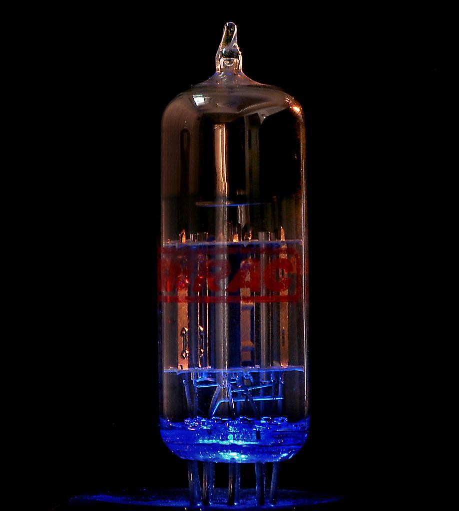 Vacuum Tube Diodes Explained: Function, History, and Modern Applications