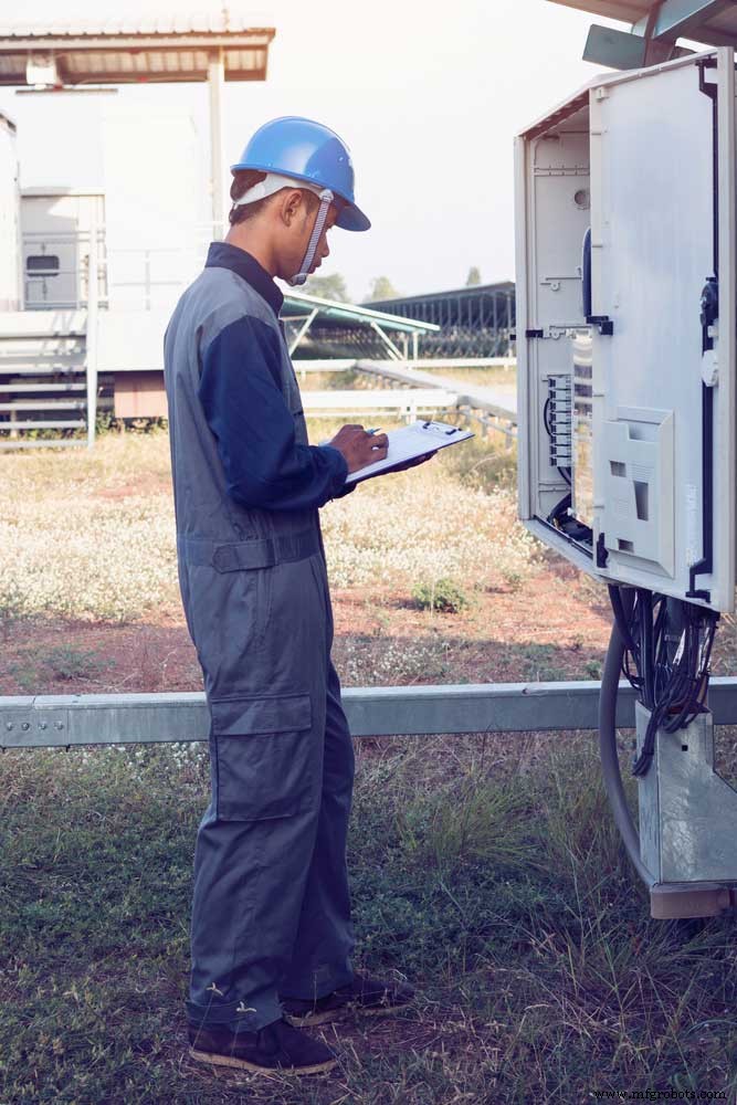 Transformerless Inverters: Key Benefits and How They Revolutionize Solar Power