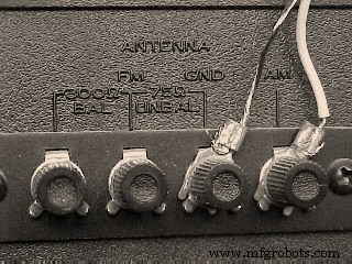 AM Loop Antenna Guide: Boost Signal Quality and Reduce Noise