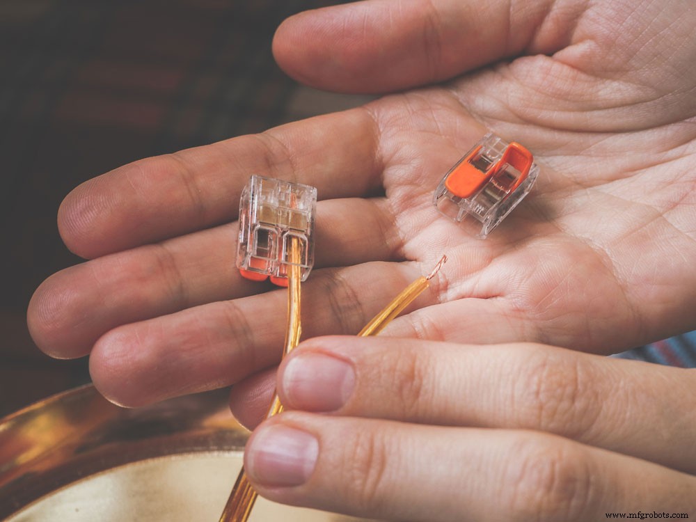 Choosing the Right Relay: Types, Functions, and Applications