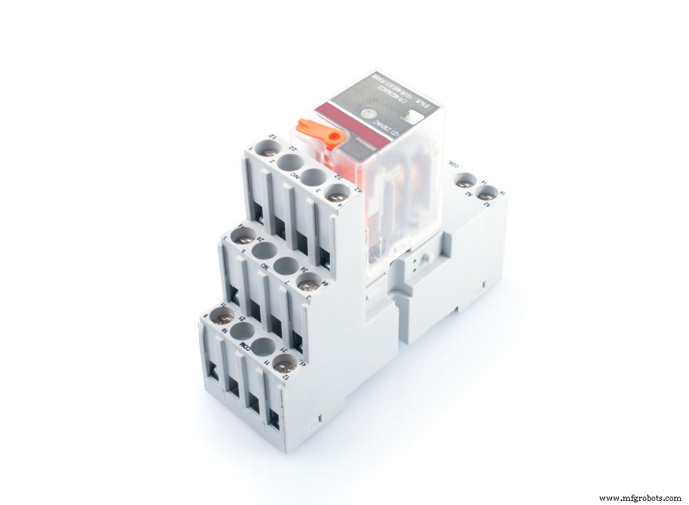 Choosing the Right Relay: Types, Functions, and Applications
