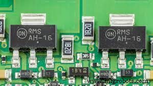 Thyristor vs. Transistor: Core Differences Explained for Power Electronics