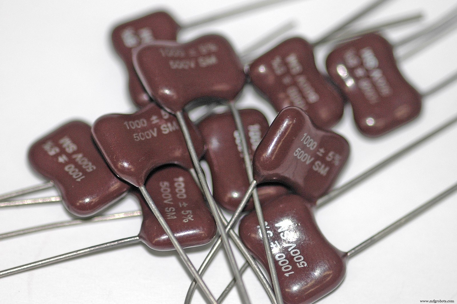 X‑Rated Capacitors: Safe Integration into Transformerless Power Supplies