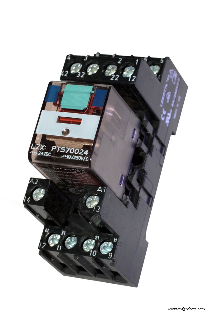 Contactor vs. Relay: Key Differences Explained for Engineers