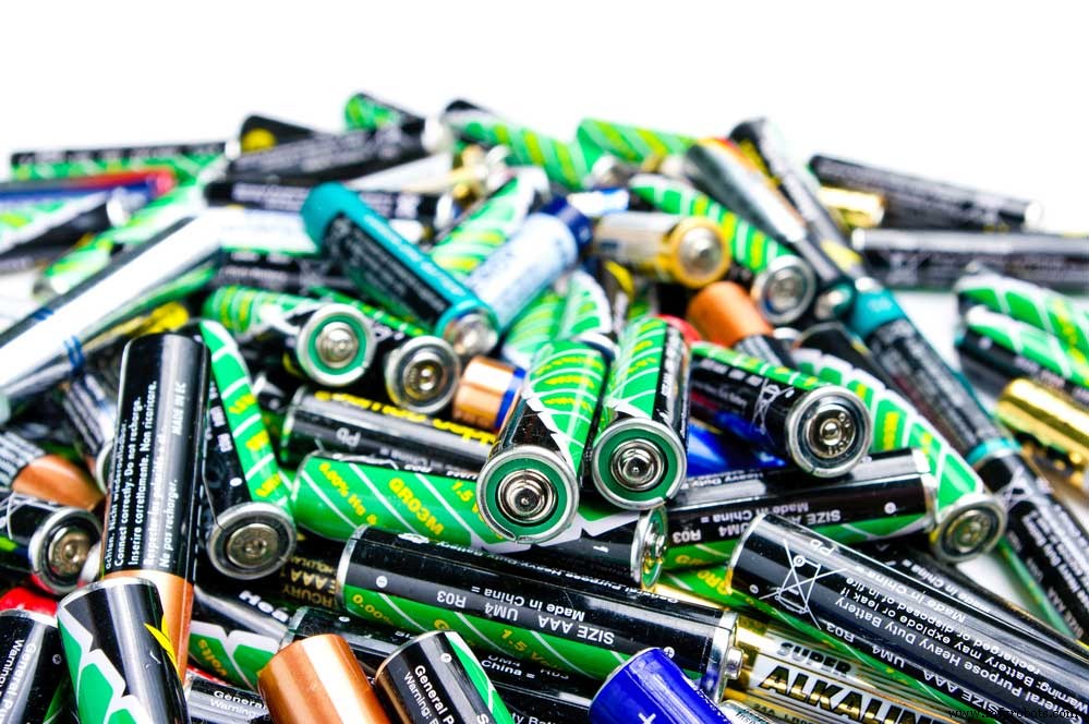 Essential Guide to Battery Types for Electronics Projects