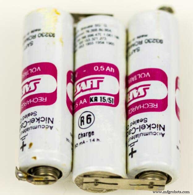 Essential Guide to Battery Types for Electronics Projects