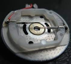 Mastering the J111 JFET: Pinout, Key Features, Applications & Core Principles