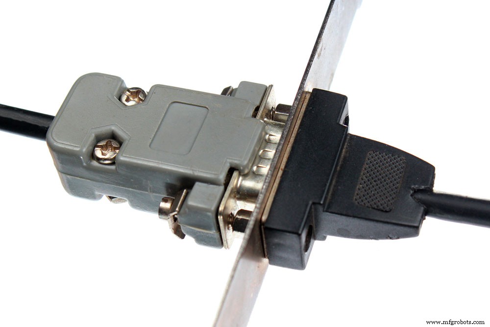 TTL vs RS-232: Key Differences, Benefits, and Drawbacks