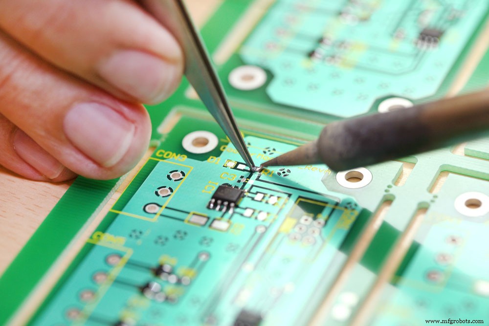 PCB Slots: Reliable, Efficient Component Fixing for Precise Electronics Assembly