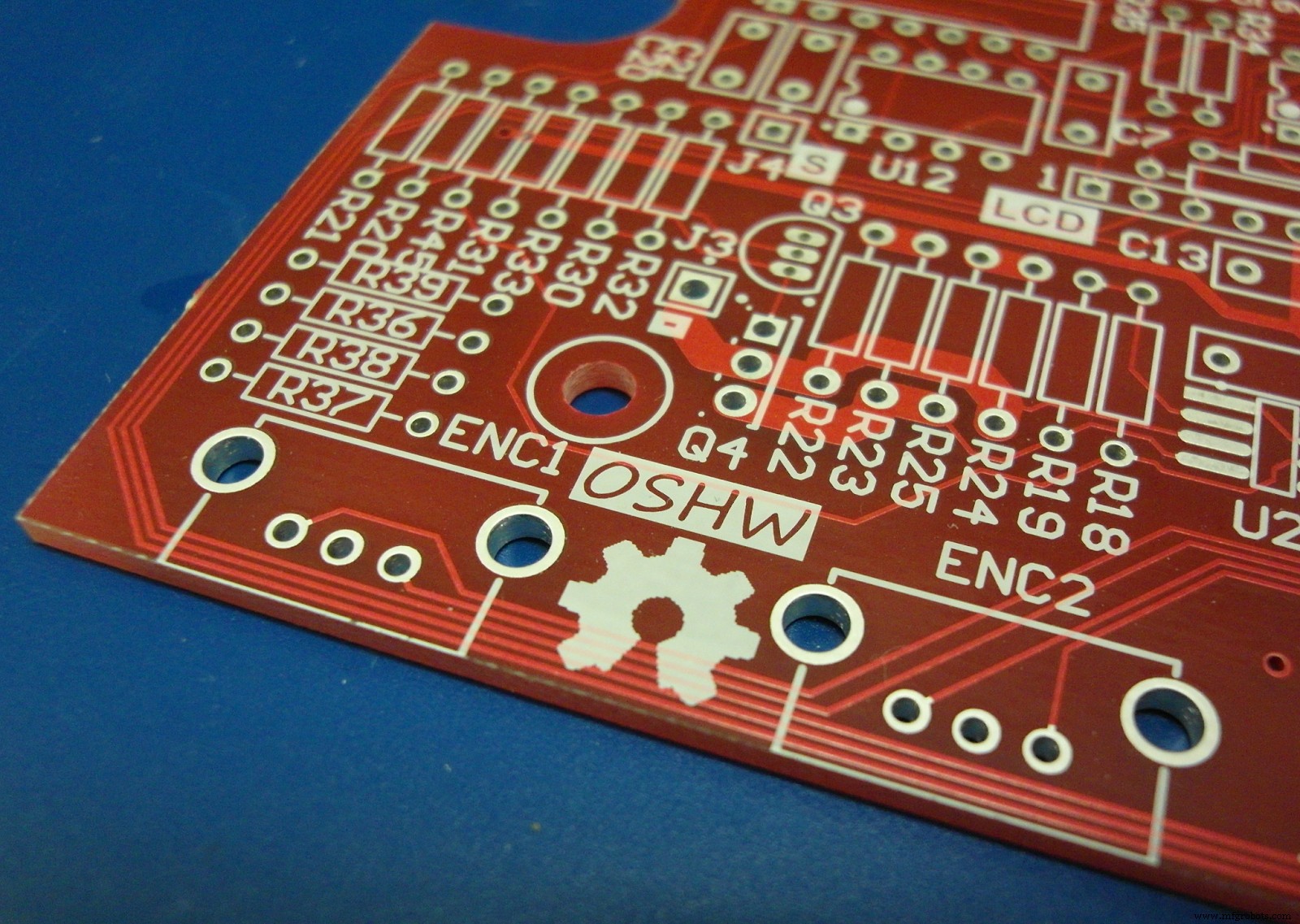 Mastering Microcircuit Boards: Essential Design Tips & Tricks