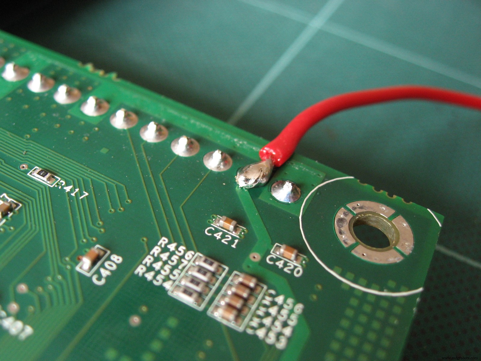 Mastering Microcircuit Boards: Essential Design Tips & Tricks