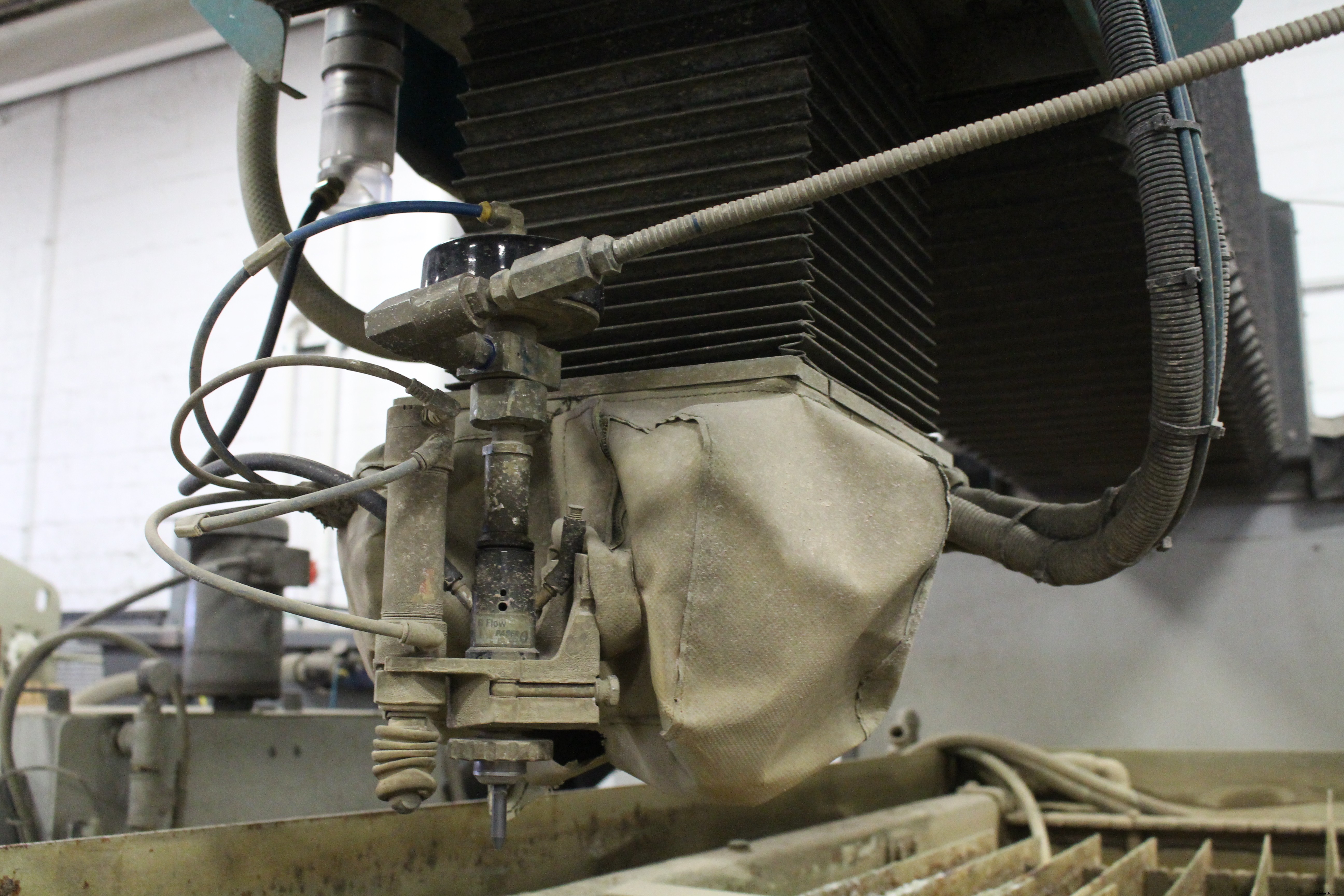 Are 5-Axis Waterjets Truly All-Wet? Insights into Cutting Performance