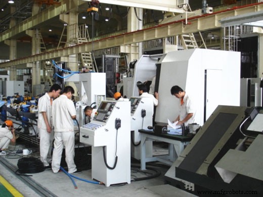 Key Factors for Achieving Precision in Large-Scale CNC Turning