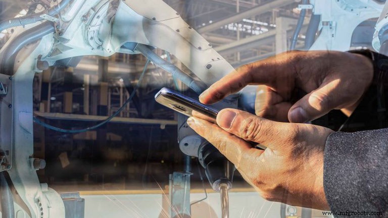 PLM: Empowering a Connected Manufacturing Future