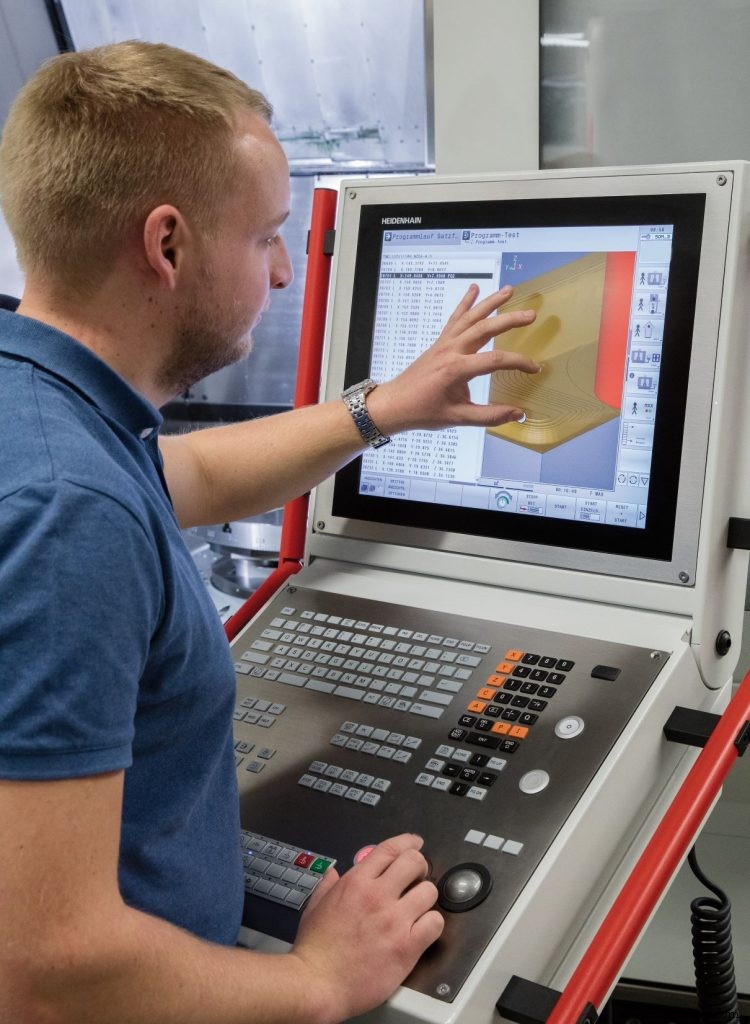 Enhancing CNC Programming Productivity Through Advanced Software and Interfaces