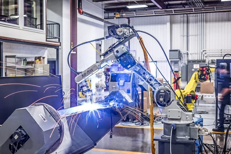 Non-Automotive Manufacturing Adopts Robotics to Boost Efficiency and Flexibility