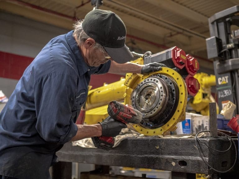 Non-Automotive Manufacturing Adopts Robotics to Boost Efficiency and Flexibility