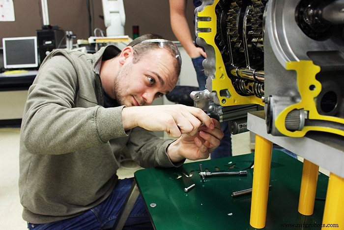 Mastercam CAD/CAM Mastery in IUPUI’s IndyCar Capstone Engineering Project