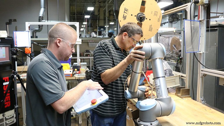 Mobile Robots Boost Productivity and Safety at Electronics Manufacturer