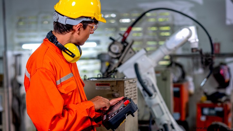 Robotics-Driven Maintenance Management: Boosting Safety and Efficiency