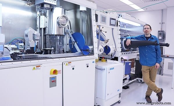 Revolutionizing Solar Cell Research: Automated Smart Lab at U of Montreal