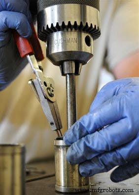 Choosing the Right Approach: Repair, Replace, or Rebuild Your Hydraulic Equipment