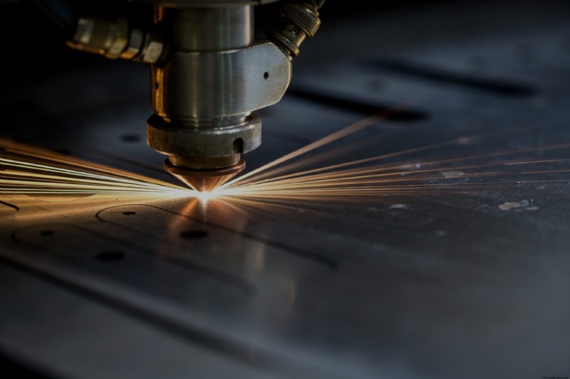 Laser Cutting: Essential Do s & Don ts for Precision and Safety